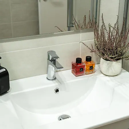 Vittoria House I - Al Valentino Centro *